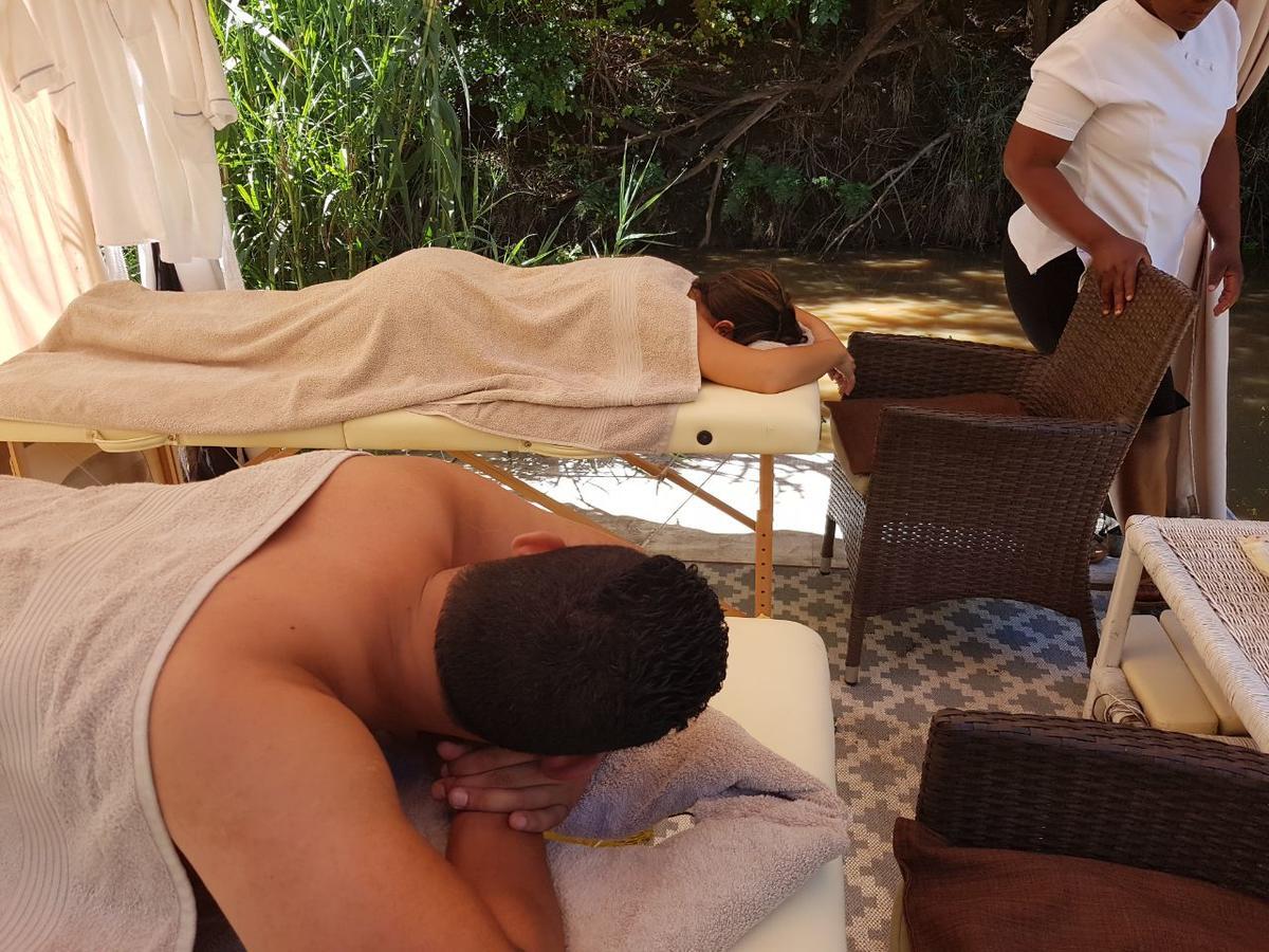 Iris Retreat & Island Day Spa Hartbeespoort Exterior foto